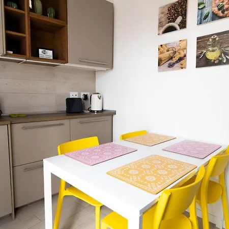 Milano Centro - Moderno Appartamento Con 2 Suite Exterior photo